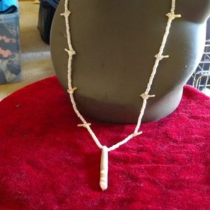 Handmade 26-in shell necklace